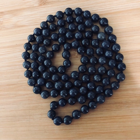 $78  Natural Stone Bead Necklace  Approximately 36 Inches - Picture 3 of 6